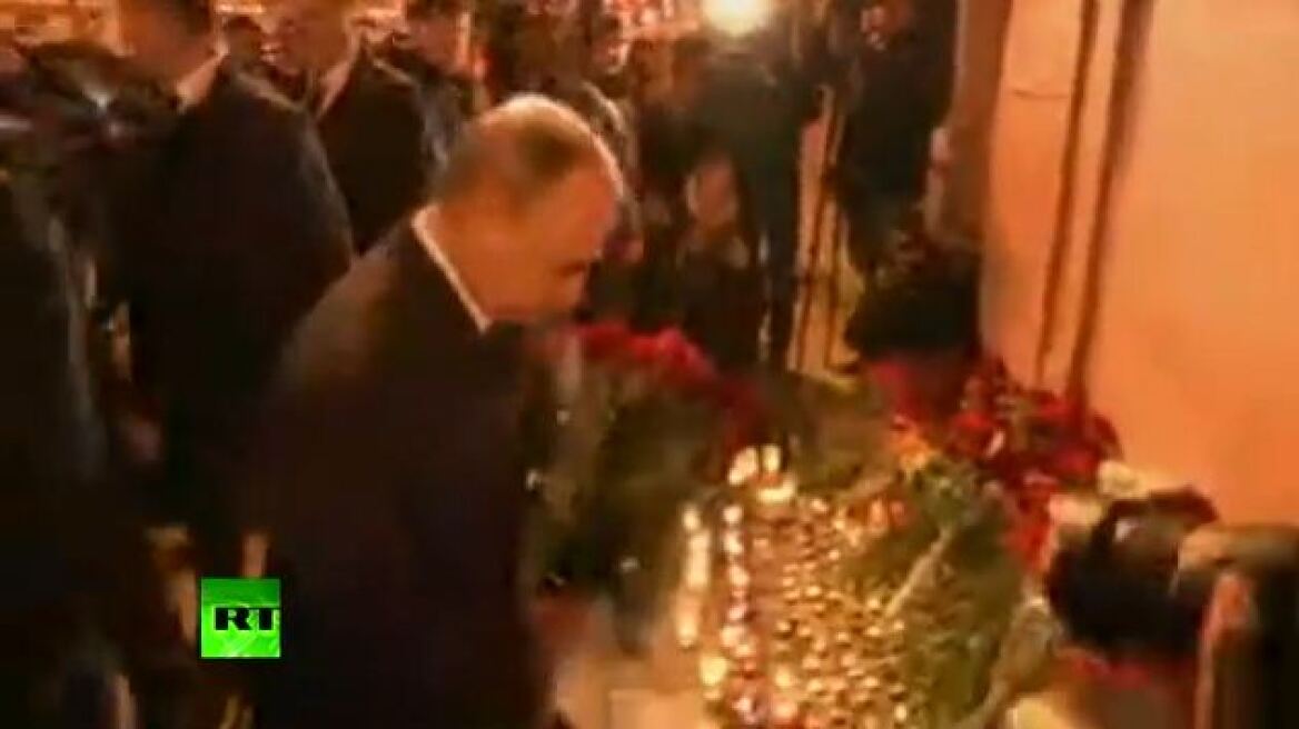 Επίθεση στην Αγία Πετρούπολη: Λουλούδια για τα θύματα από τον Πούτιν